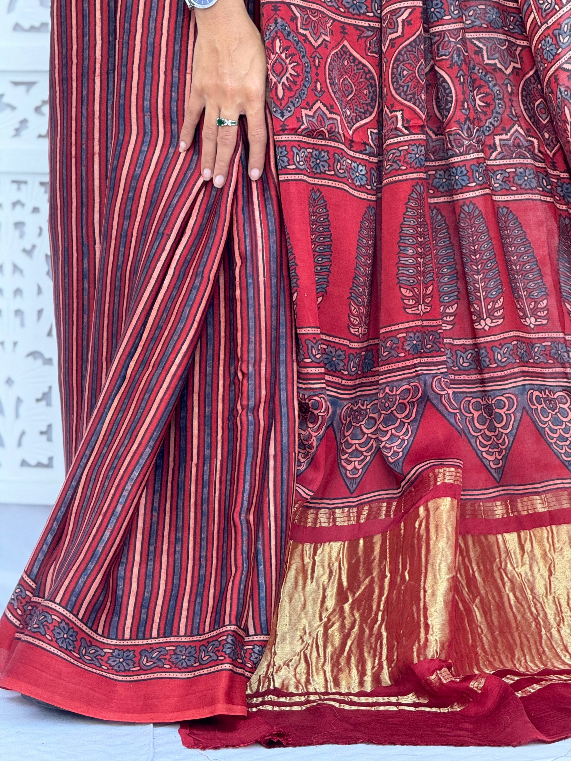 Ajrakh Modal Silk Tissu Pallu Saree