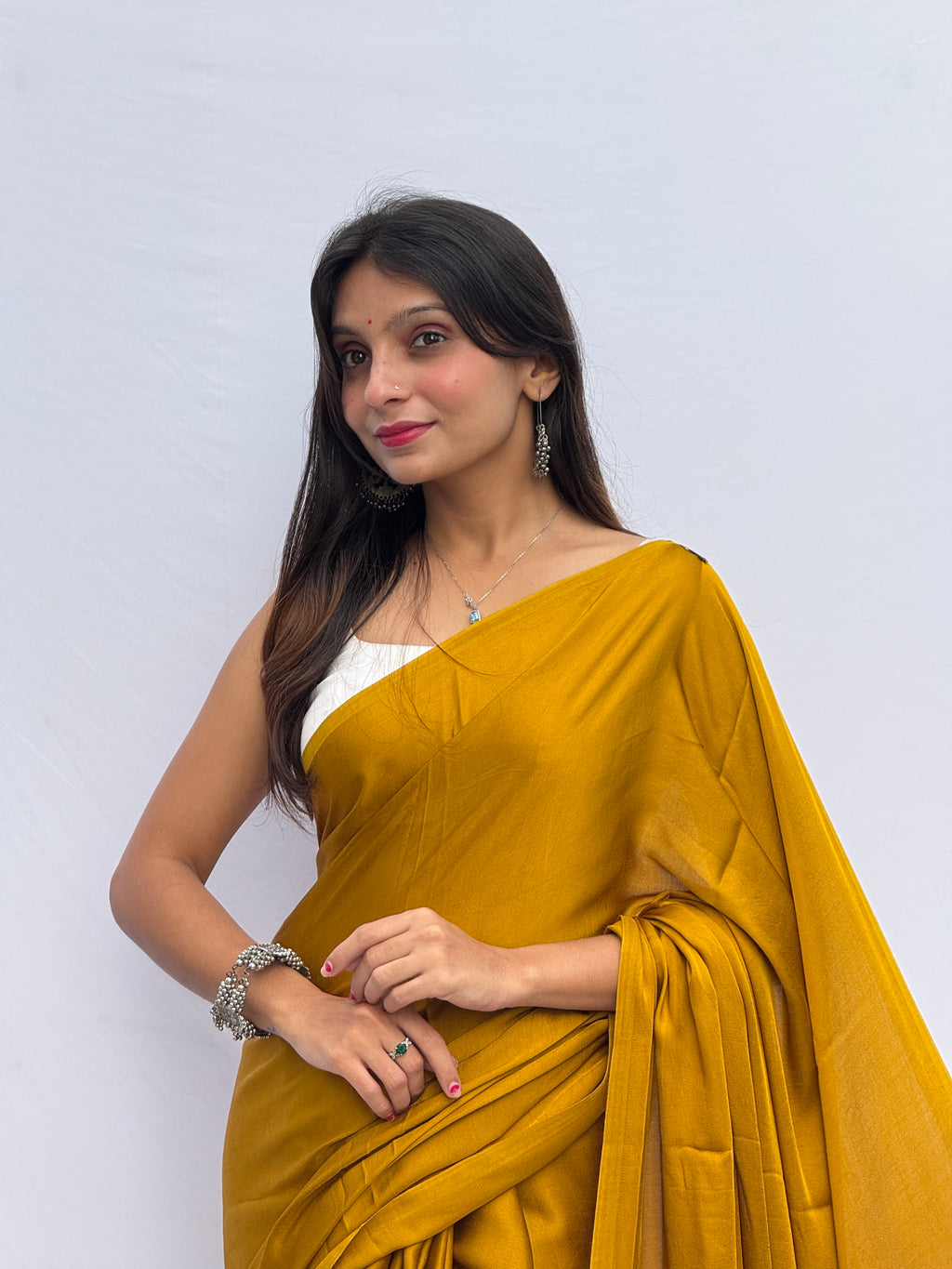 Plain Modal Silk Tissu Pallu Saree - Golden