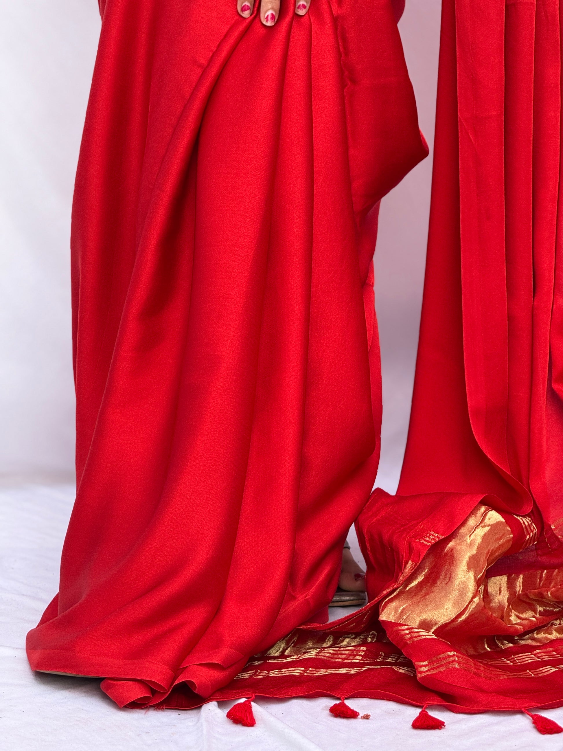 Plain Modal Silk Tissu Pallu Saree - Red